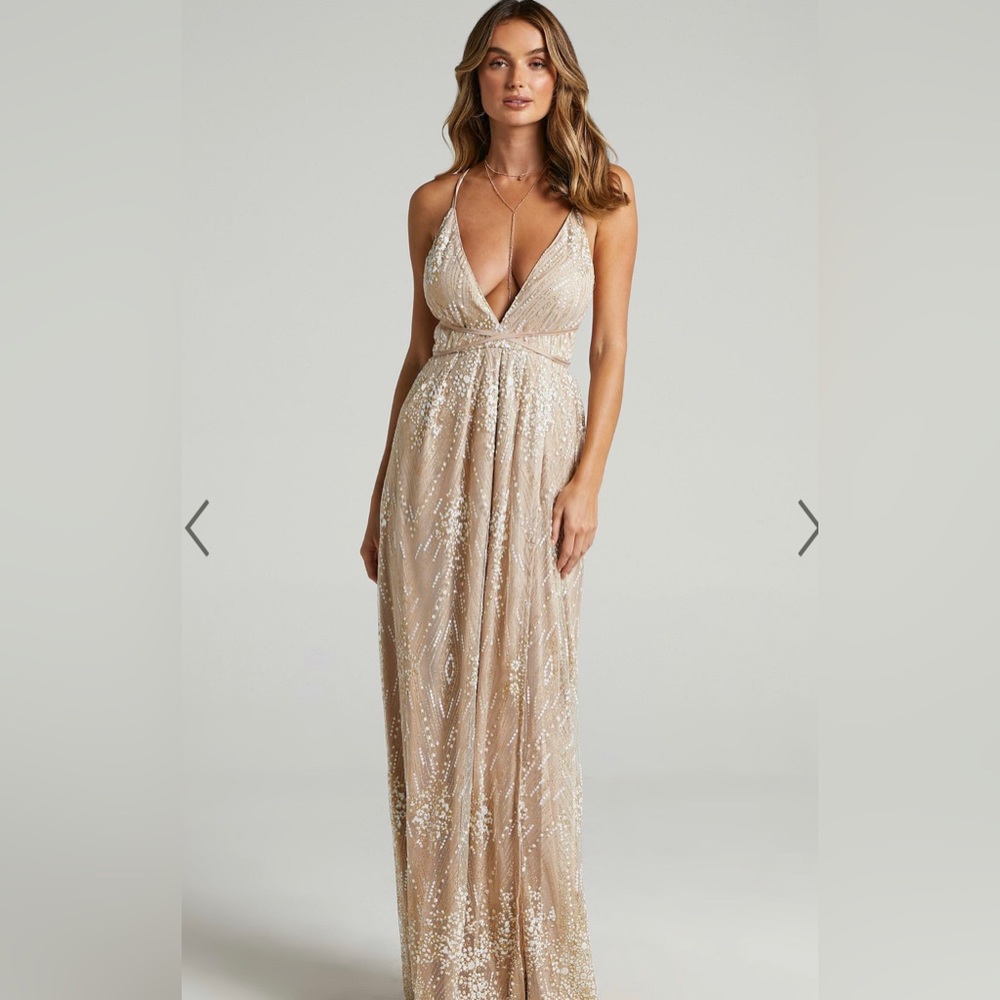 NEW YORK NIGHTS DRESS - PLUNGE CROSS BACK MAXI DRESS IN GOLD